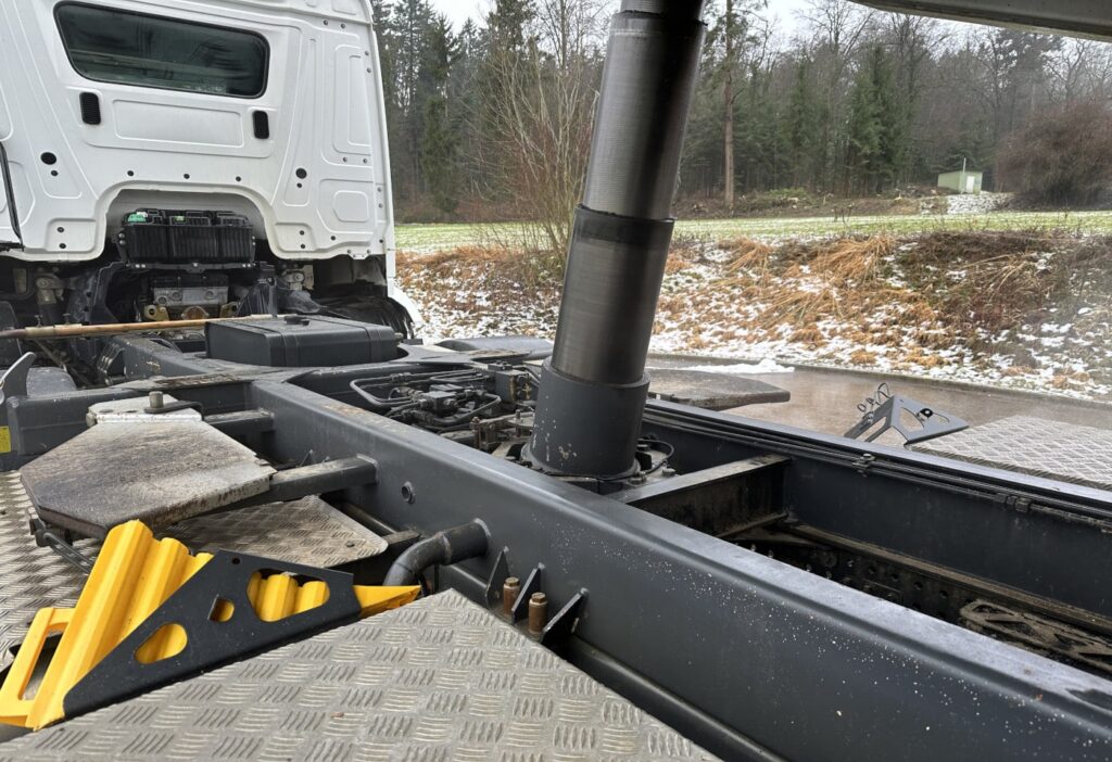 2015 MB-Arocs 3245 8x4 2-SK