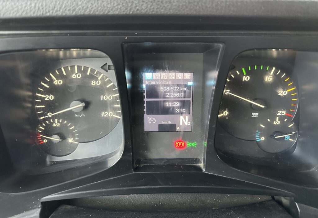 2015 MB-Arocs 3245 8x4 2-SK
