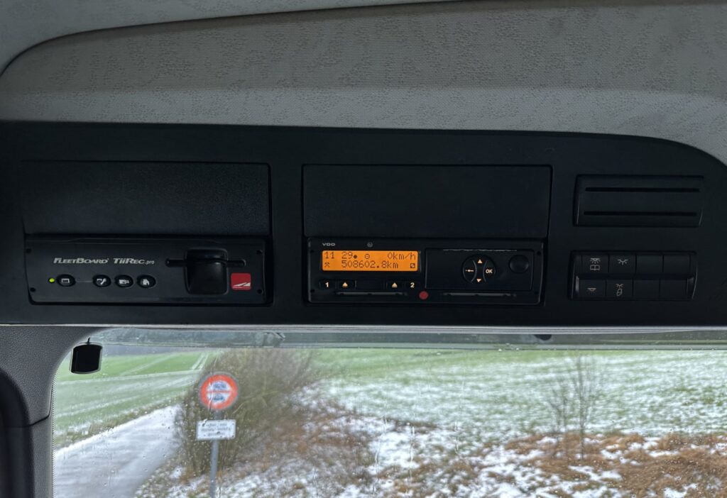 2015 MB-Arocs 3245 8x4 2-SK