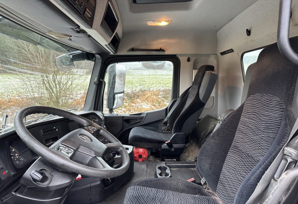 2015 MB-Arocs 3245 8x4 2-SK