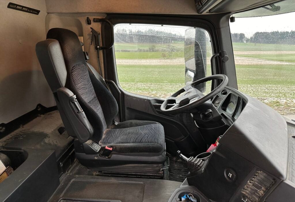 2015 MB-Arocs 3245 8x4 2-SK