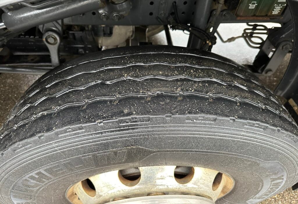 2015 MB-Arocs 3245 8x4 2-SK