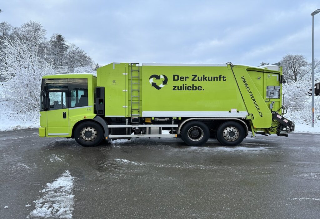 (D) 2015 MB-Econic 2635 6x2*4 Kehrichtwagen