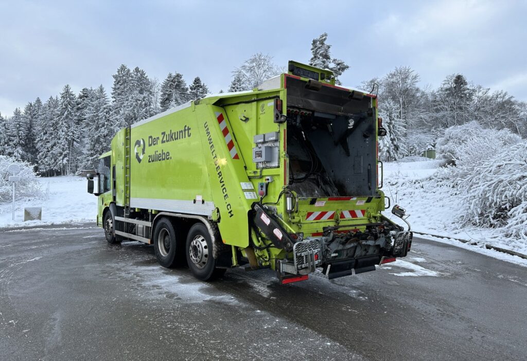 (D) 2015 MB-Econic 2635 6x2*4 Kehrichtwagen