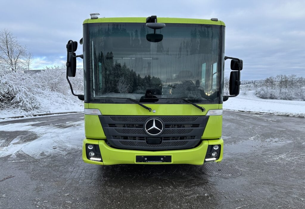 (D) 2015 MB-Econic 2635 6x2*4 Kehrichtwagen