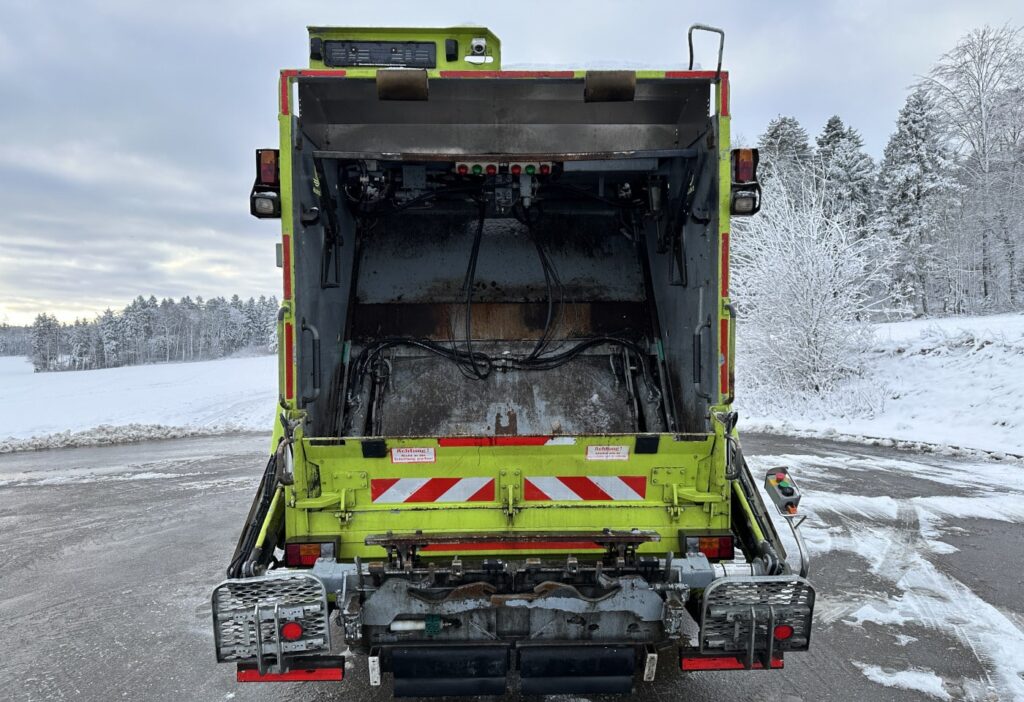 (D) 2015 MB-Econic 2635 6x2*4 Kehrichtwagen