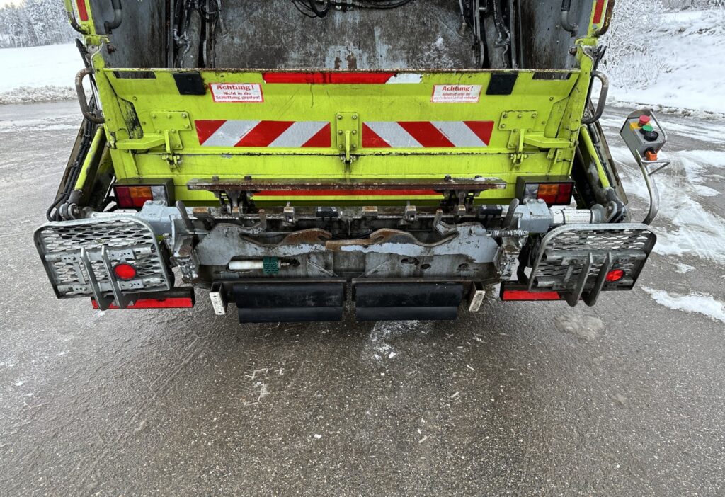 (D) 2015 MB-Econic 2635 6x2*4 Kehrichtwagen