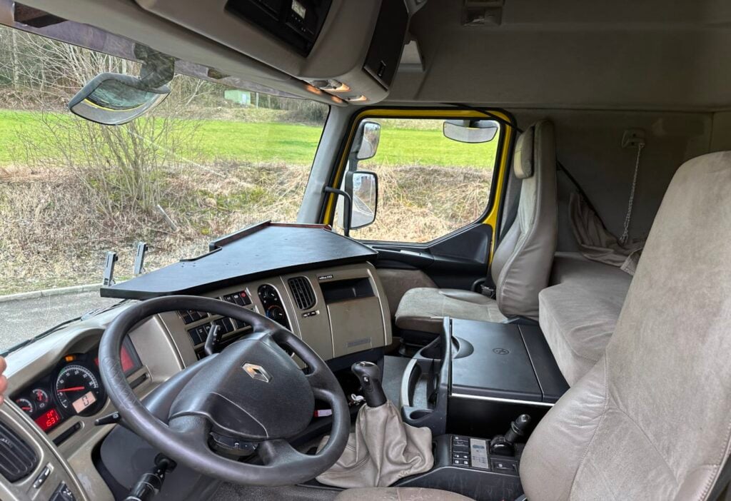 (D) 2007 Renault Premium 450 6x2*4 Brücke / Kran