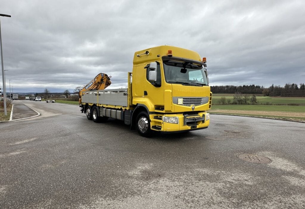 (D) 2007 Renault Premium 450 6x2*4 Brücke / Kran