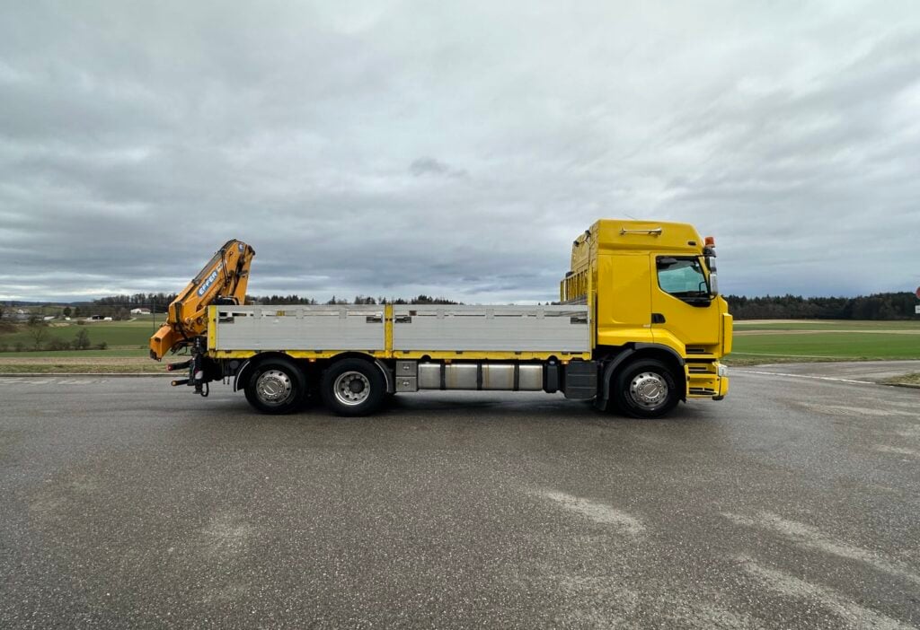 (D) 2007 Renault Premium 450 6x2*4 Brücke / Kran
