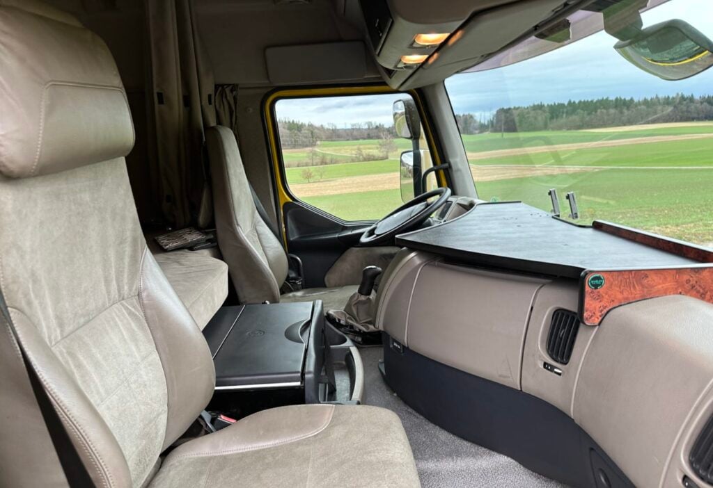 (D) 2007 Renault Premium 450 6x2*4 Brücke / Kran