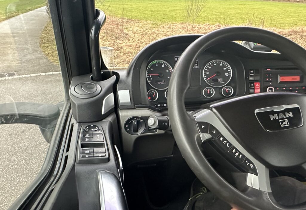2008 MAN TGS 35.440 8x4BL Kipper / Kran
