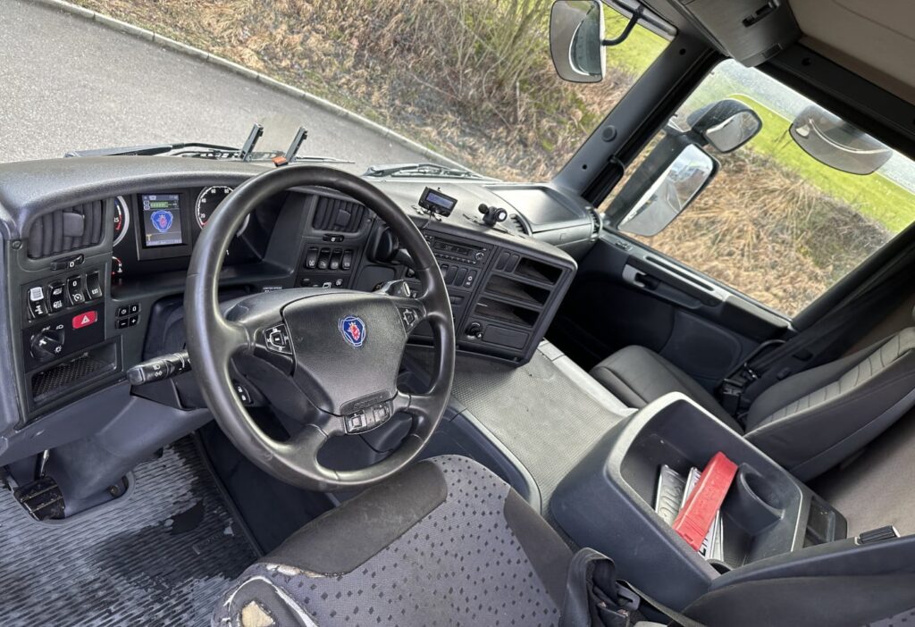 2010 Scania P360 LB4x2 Chassis-Kabine