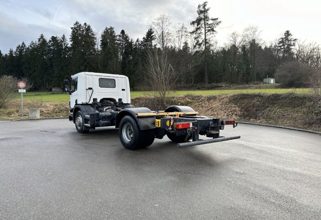 2010 Scania P360 LB4x2 Chassis-Kabine