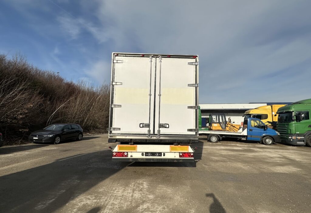 2007 Merker Yshima M300 02 FR TKK