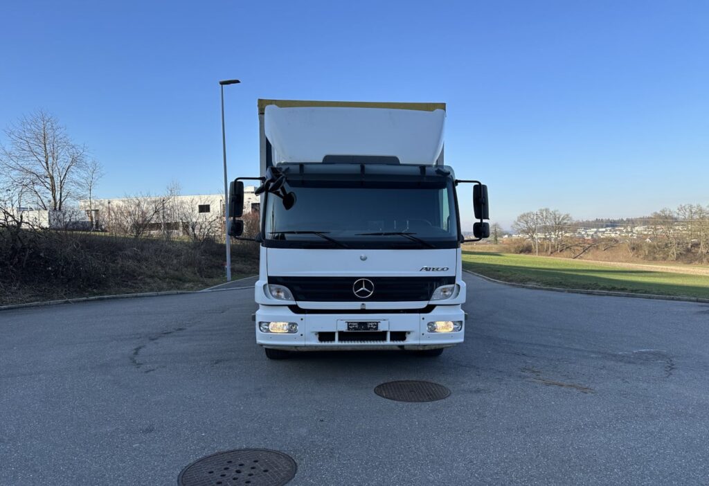 2010 MB-Atego 1324 4x2 Blache / HB
