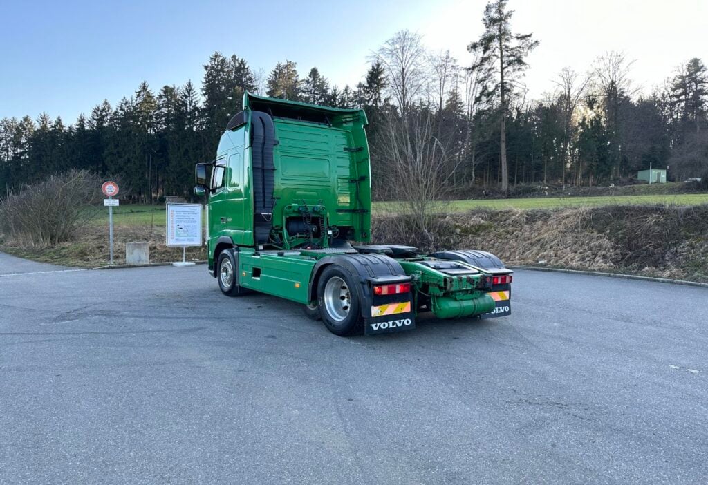 2011 Volvo FH-460 6x2T SZM