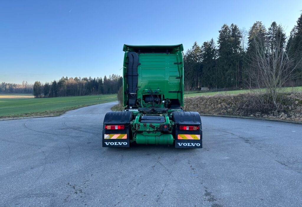 2011 Volvo FH-460 6x2T SZM