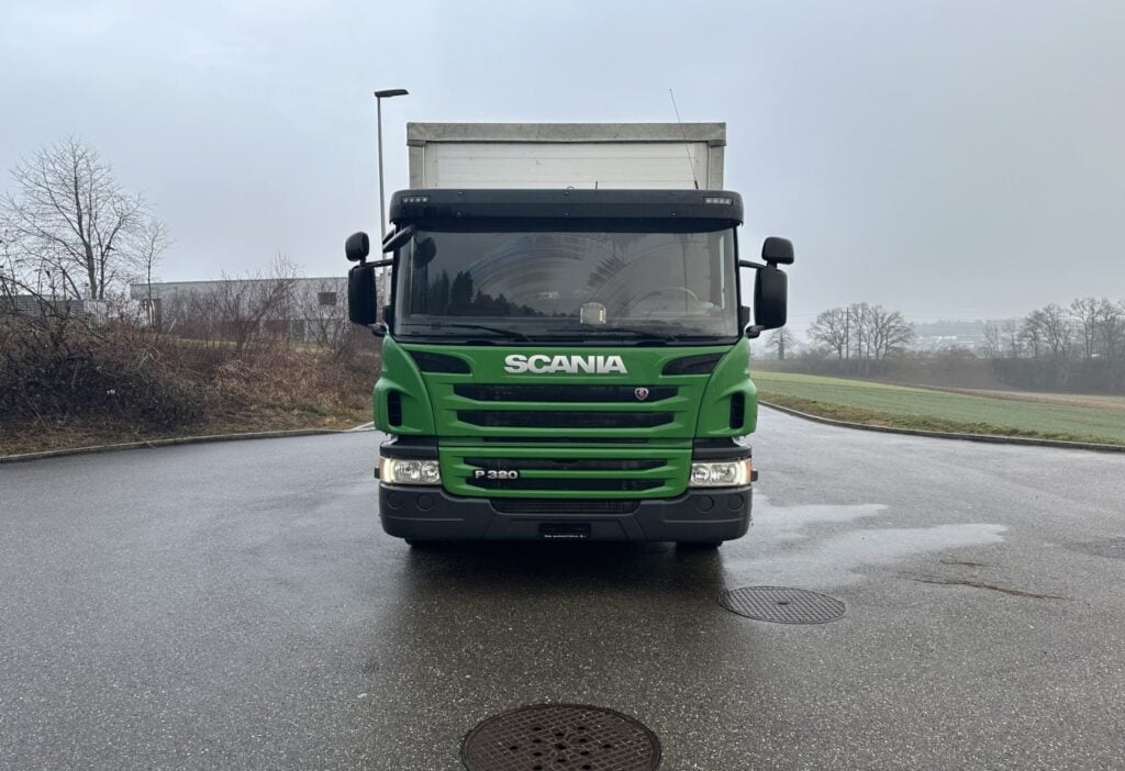 2012 Scania P320 4x2 Blache / HB