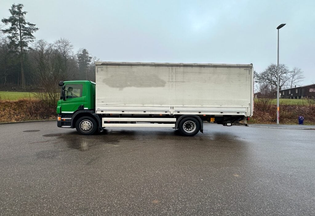 2012 Scania P320 4x2 Blache / HB