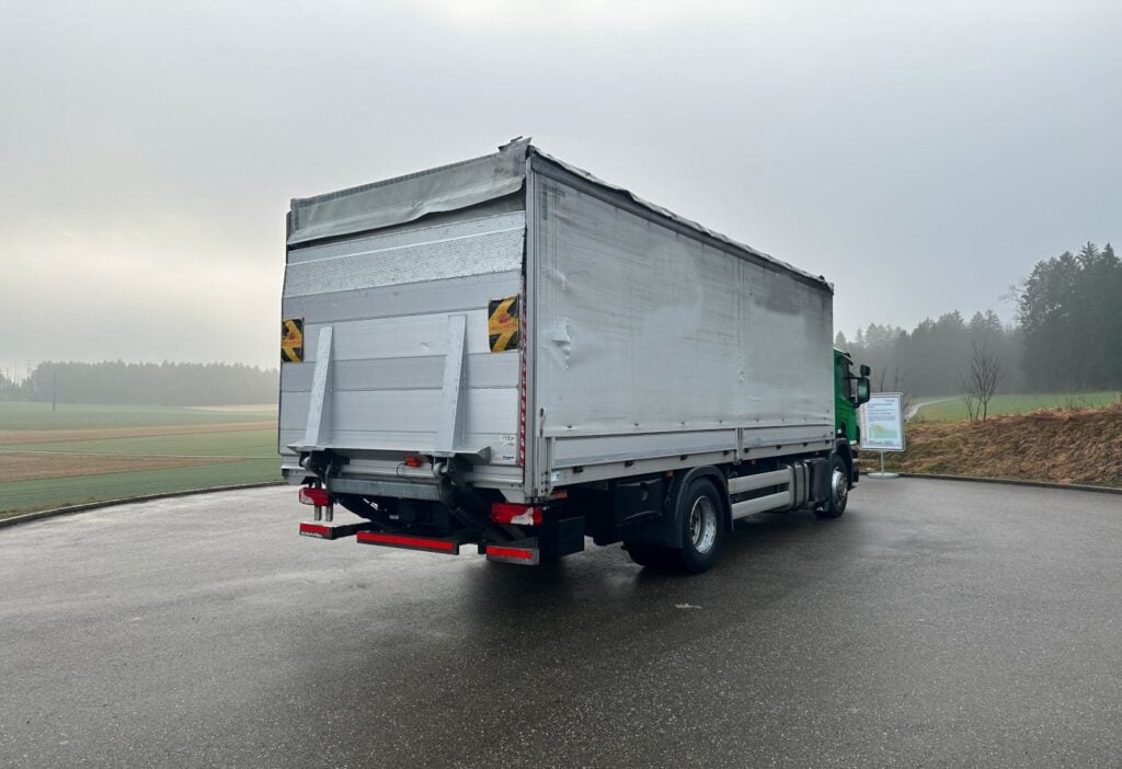 2012 Scania P320 4x2 Blache / HB