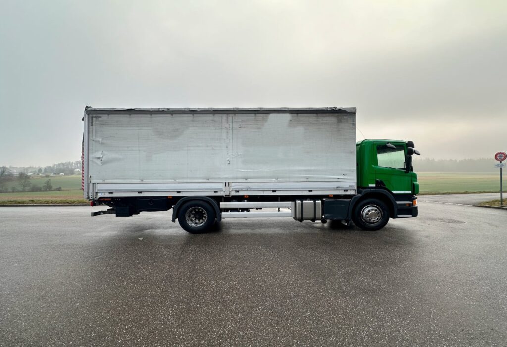 2012 Scania P320 4x2 Blache / HB