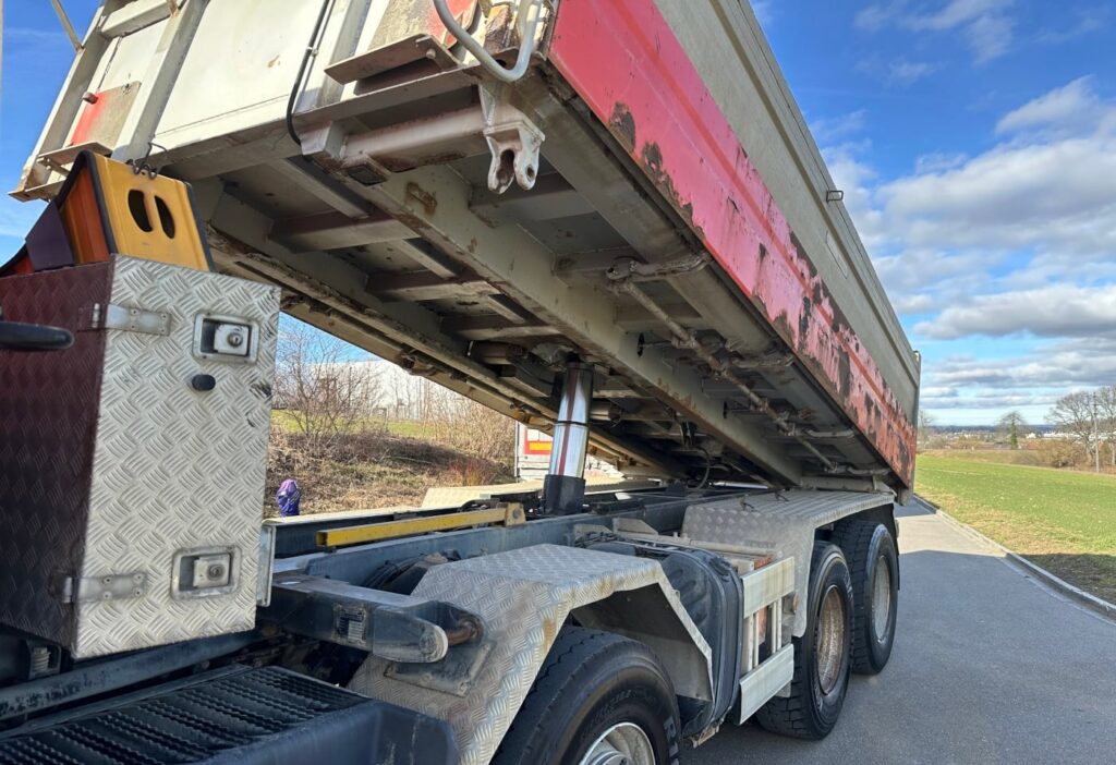2007 Scania R420 CB 8X4 3-SK