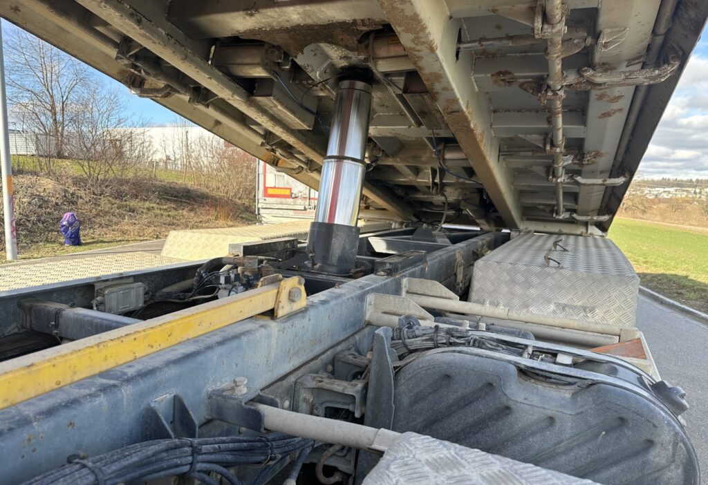 2007 Scania R420 CB 8X4 3-SK