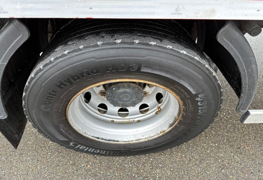 2015 Mercedes-Benz Actros 1842 4x2 Kasten / HB