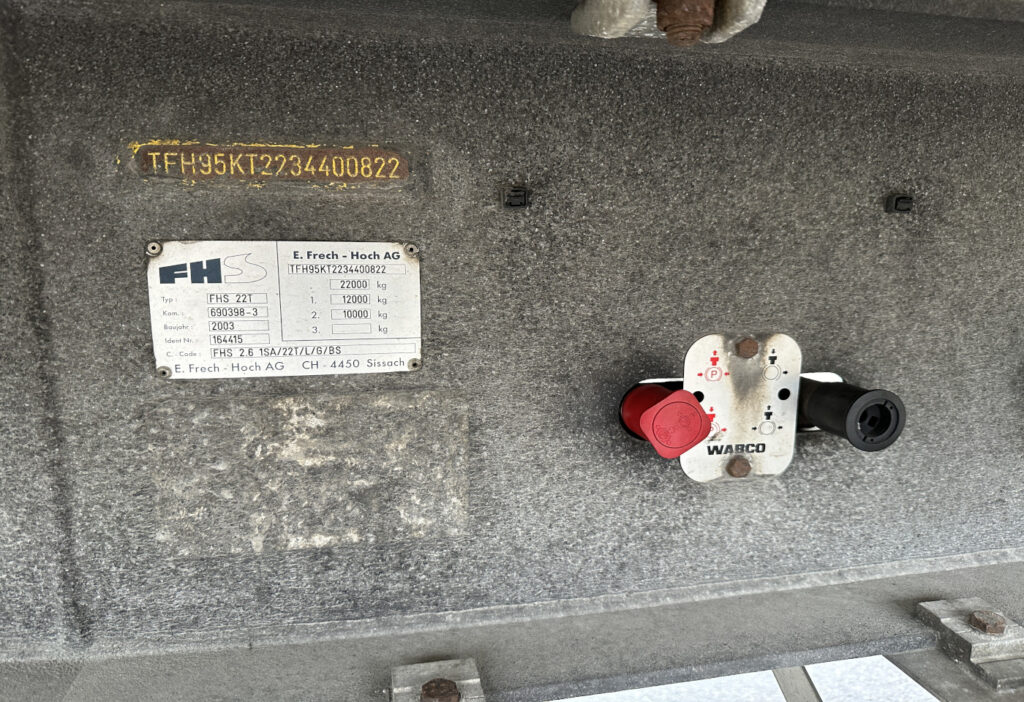 2003 Frech-Hoch FHS22T Kasten