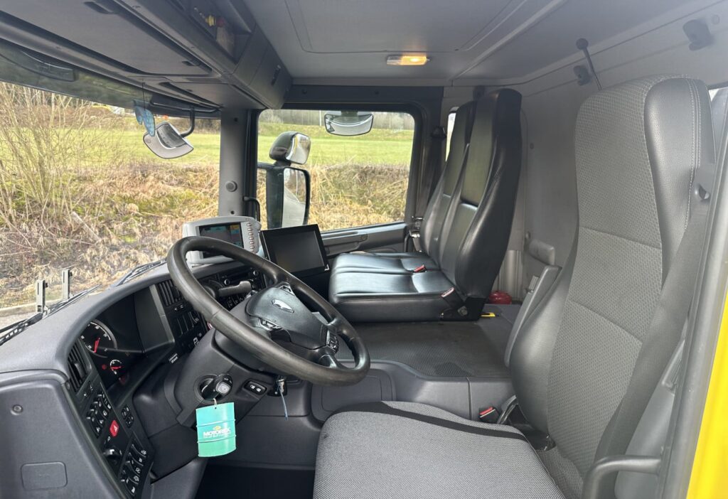 (D) 2015 Scania P360 LB 6x2 4MNB Kehrichtwagen