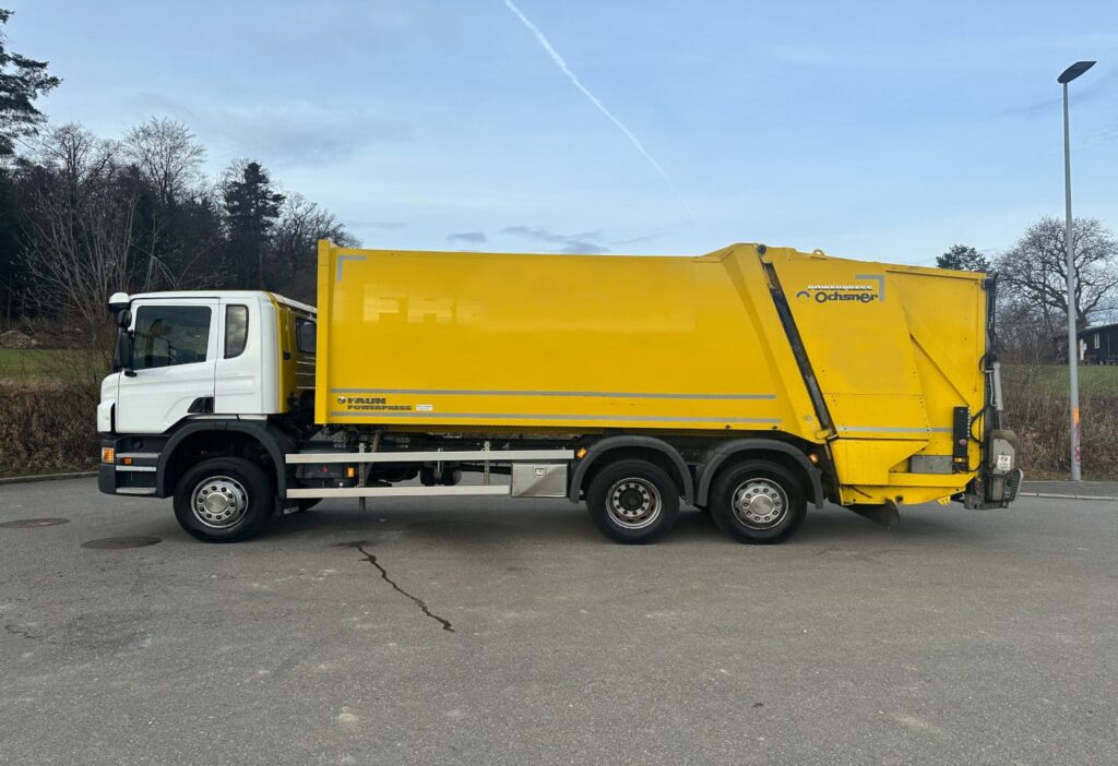 (D) 2015 Scania P360 LB 6x2 4MNB Kehrichtwagen