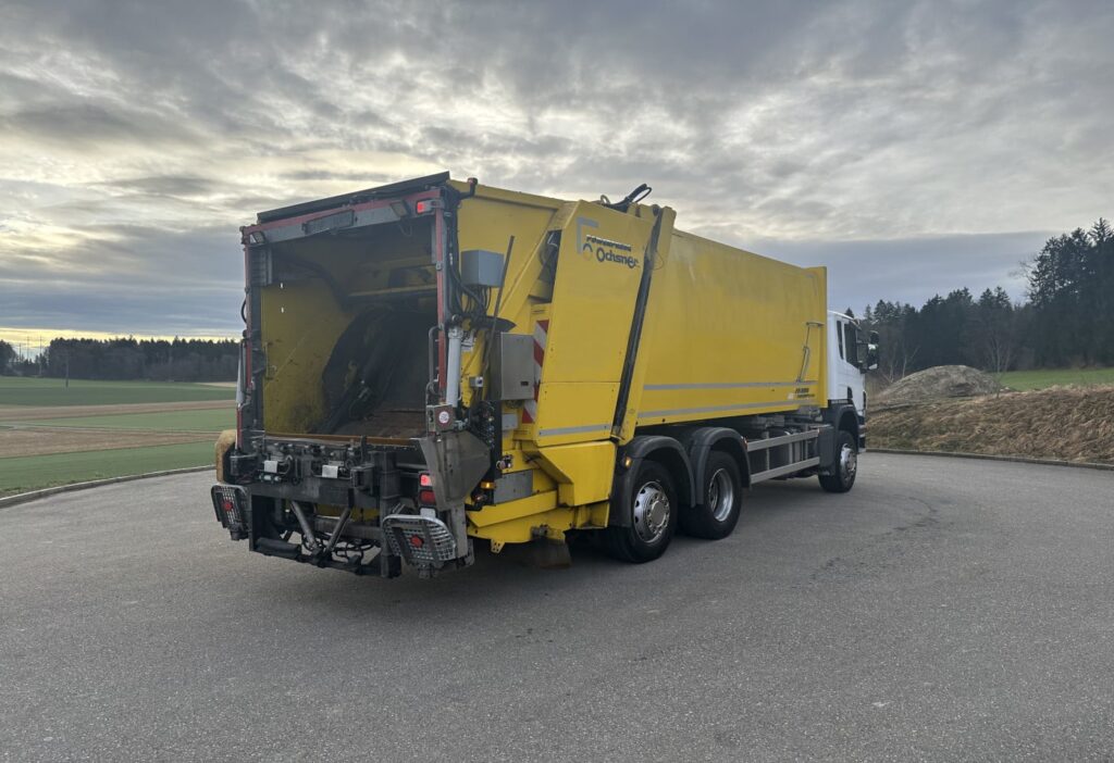 (D) 2015 Scania P360 LB 6x2 4MNB Kehrichtwagen