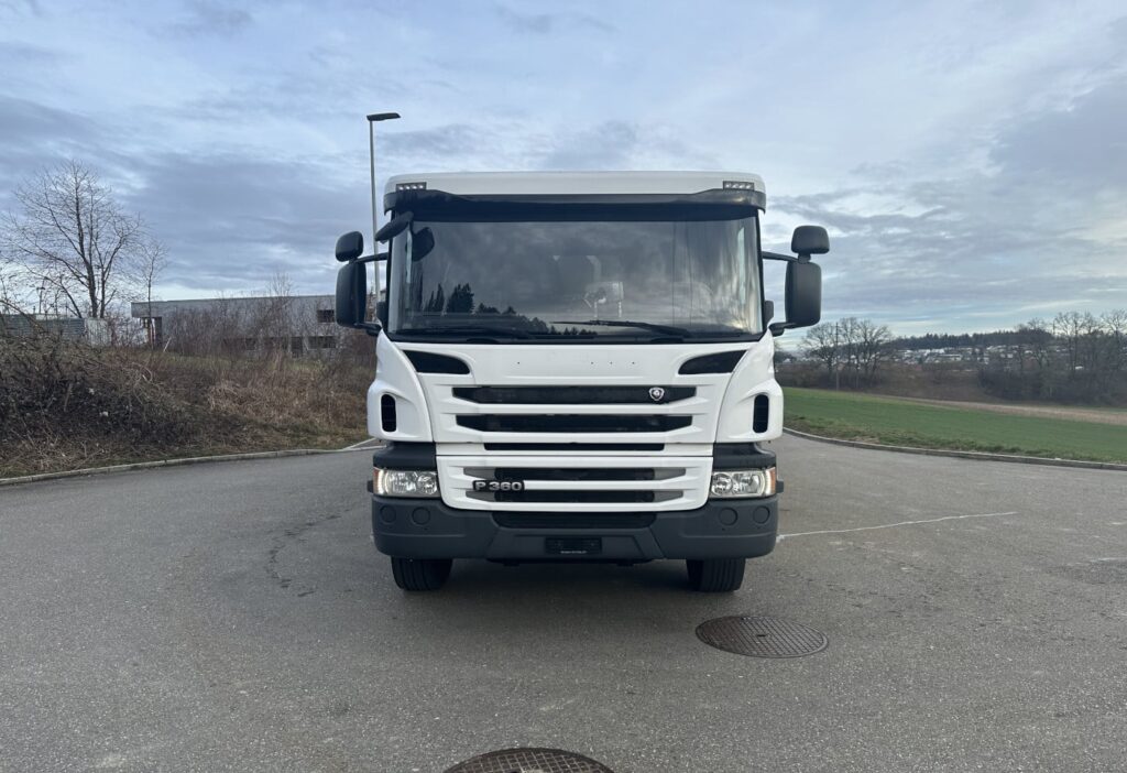 (D) 2015 Scania P360 LB 6x2 4MNB Kehrichtwagen