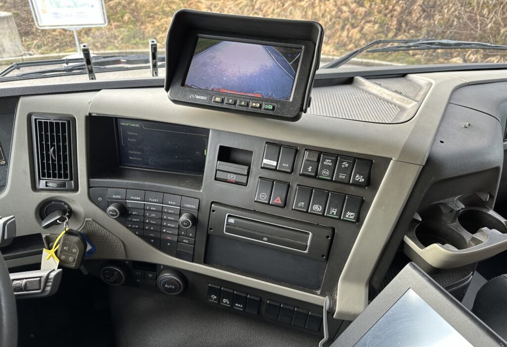 2016 Volvo FM-330 6x2R Kehrichtwagen