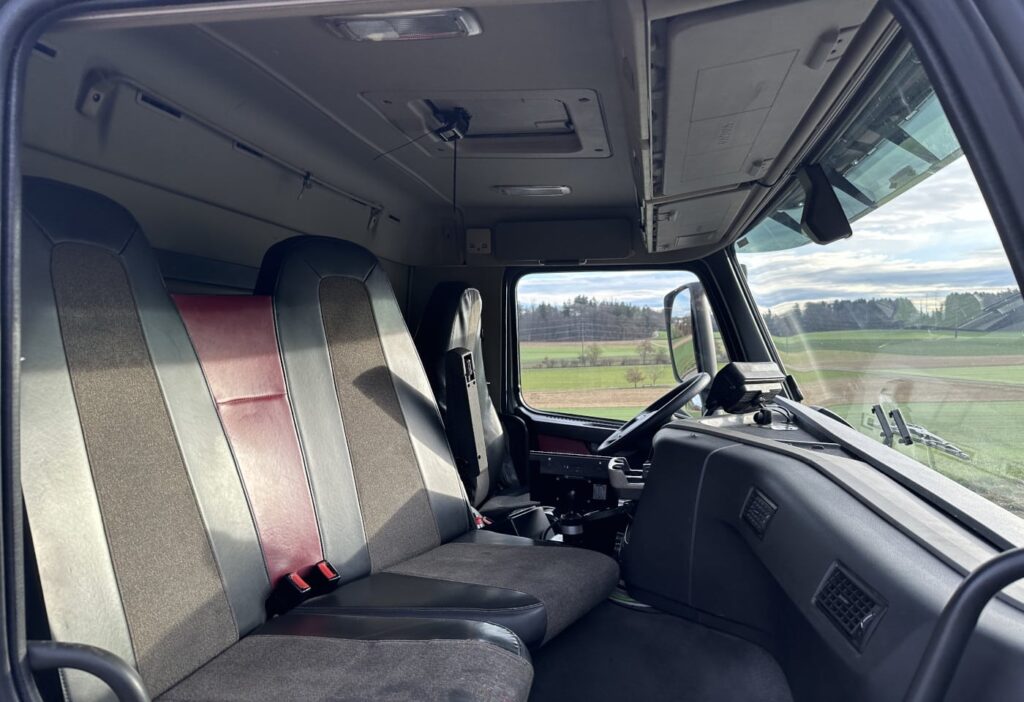 2016 Volvo FM-330 6x2R Kehrichtwagen