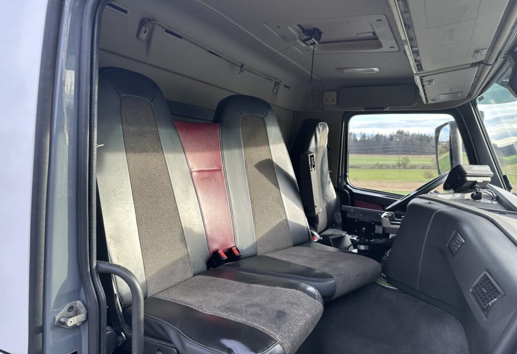 2016 Volvo FM-330 6x2R Kehrichtwagen