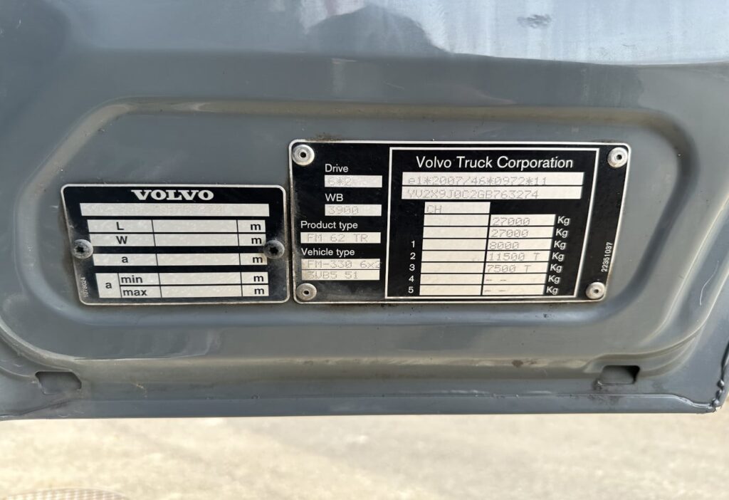 2016 Volvo FM-330 6x2R Kehrichtwagen