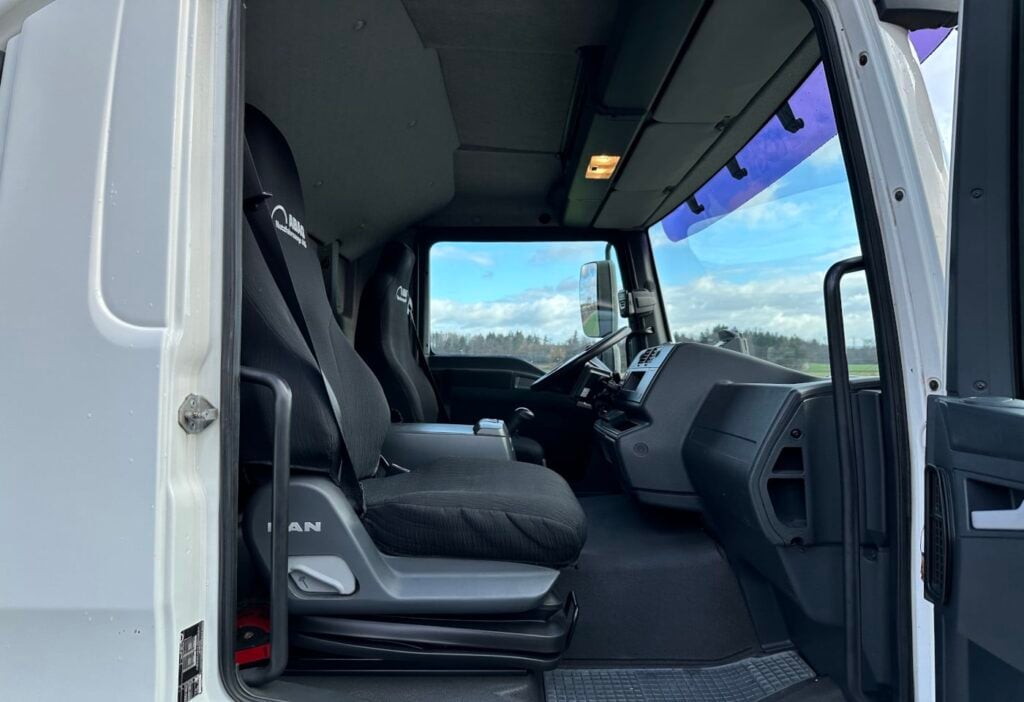 2010 MAN TGM 18.290 4x2 KK mit HB