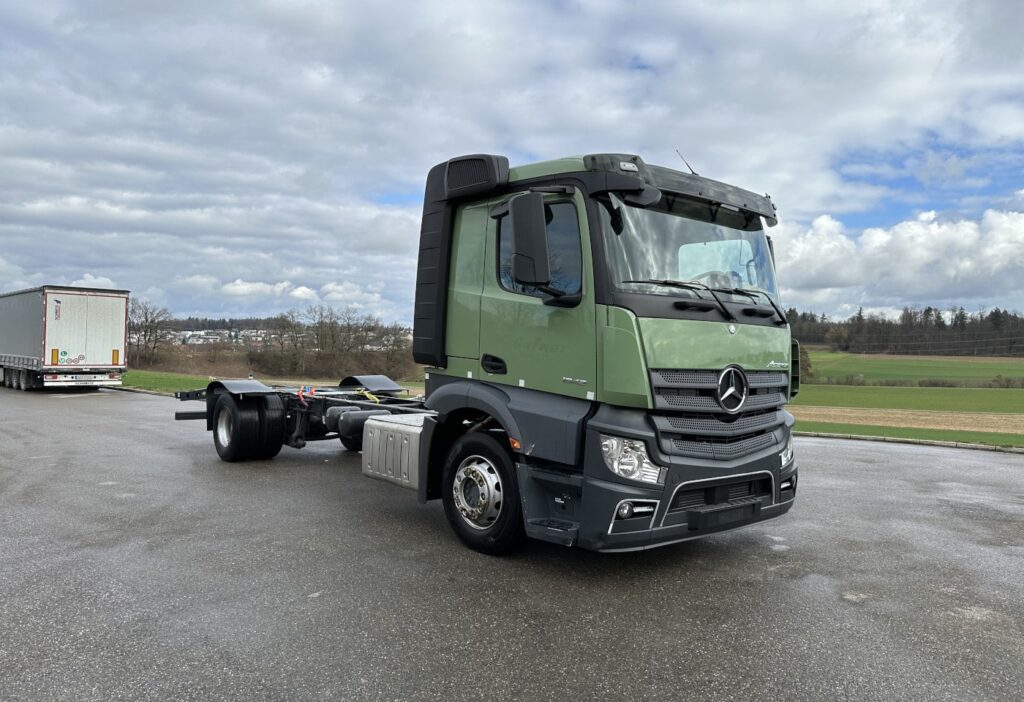 2018 Mercedes-Benz Actros 1842 4x2 Chassis-Kabine