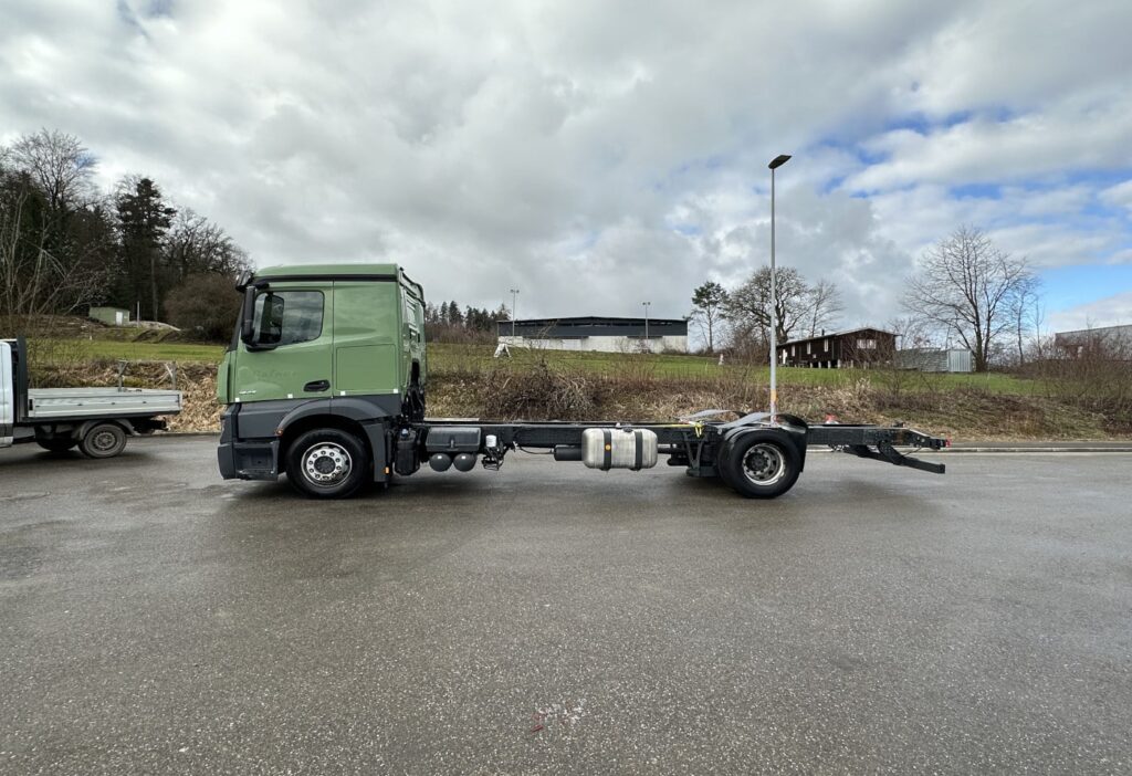 2018 Mercedes-Benz Actros 1842 4x2 Chassis-Kabine
