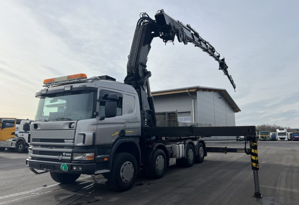 (D) 2001 Scania P124CB 8x4*6 Effer 920/6S JIB 4S+Winde