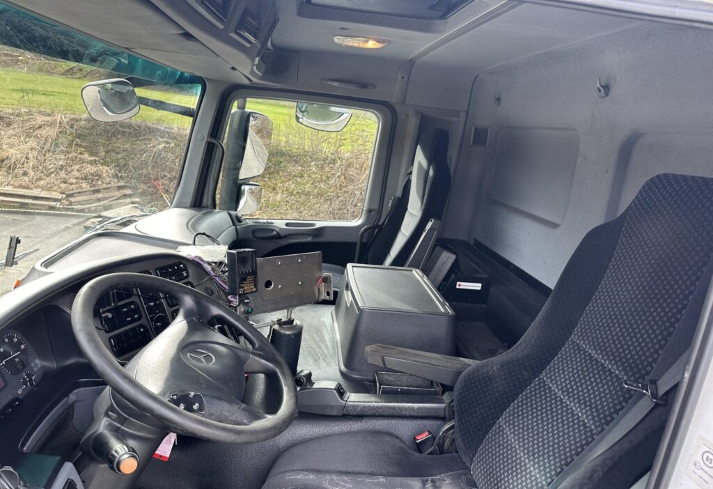 2012 Mercedes-Benz Actros 2541 6x2*4 Chassis-Kabine