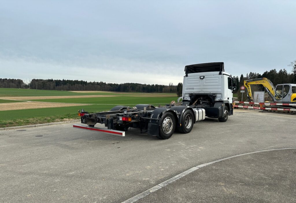 2012 Mercedes-Benz Actros 2541 6x2*4 Chassis-Kabine