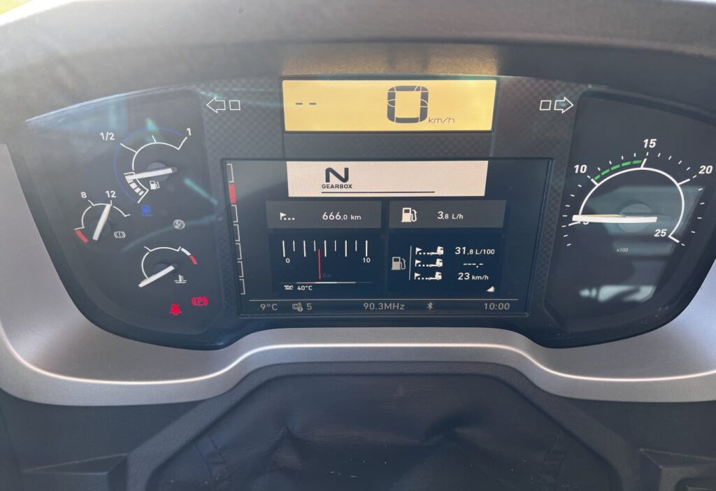 2015 Renault T460 4x2 SZM