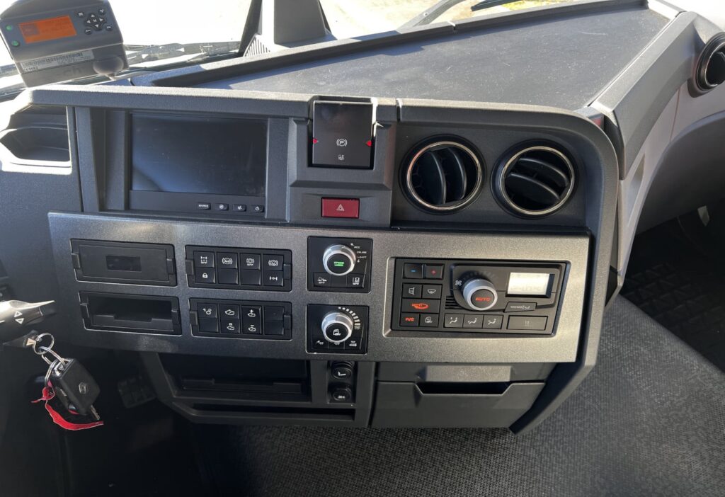 2015 Renault T460 4x2 SZM
