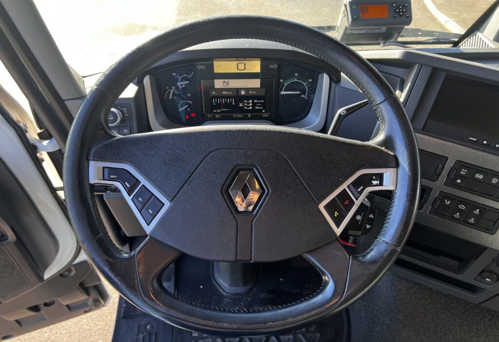 2015 Renault T460 4x2 SZM