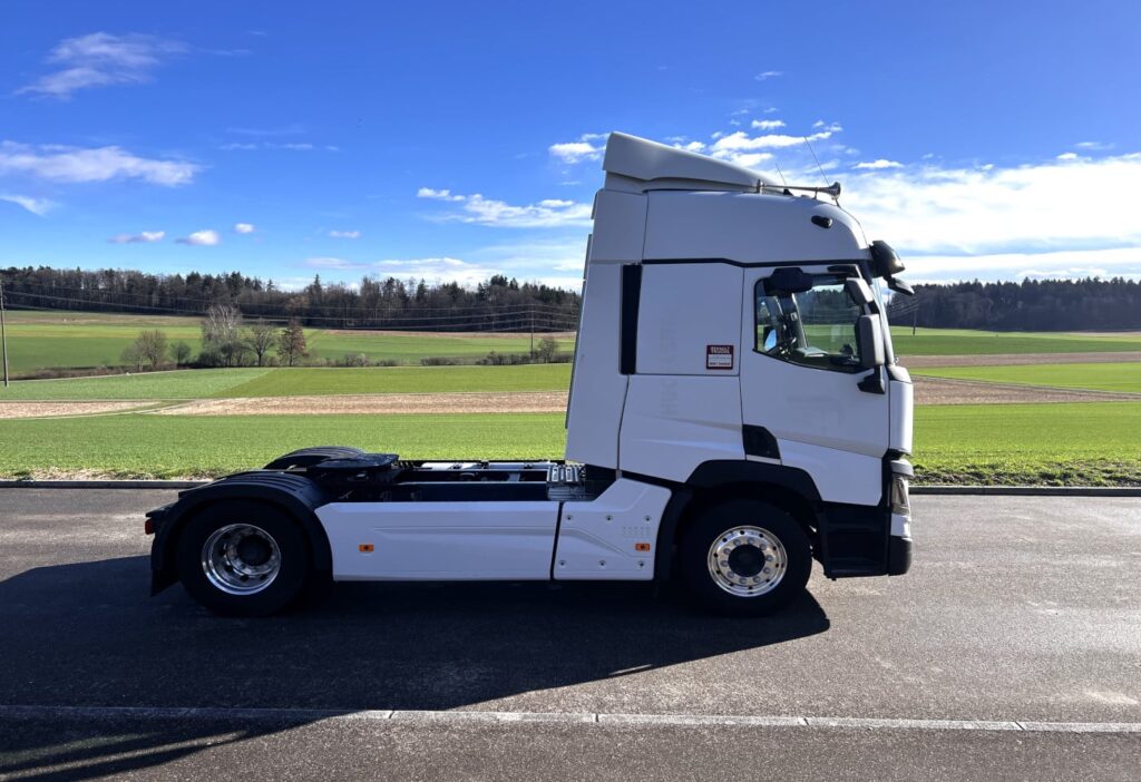 2015 Renault T460 4x2 SZM