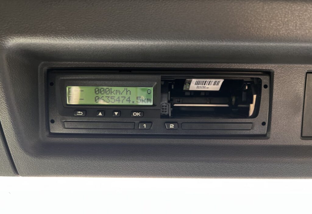 (D) 2013 Scania R480 10x4 Kettengerät
