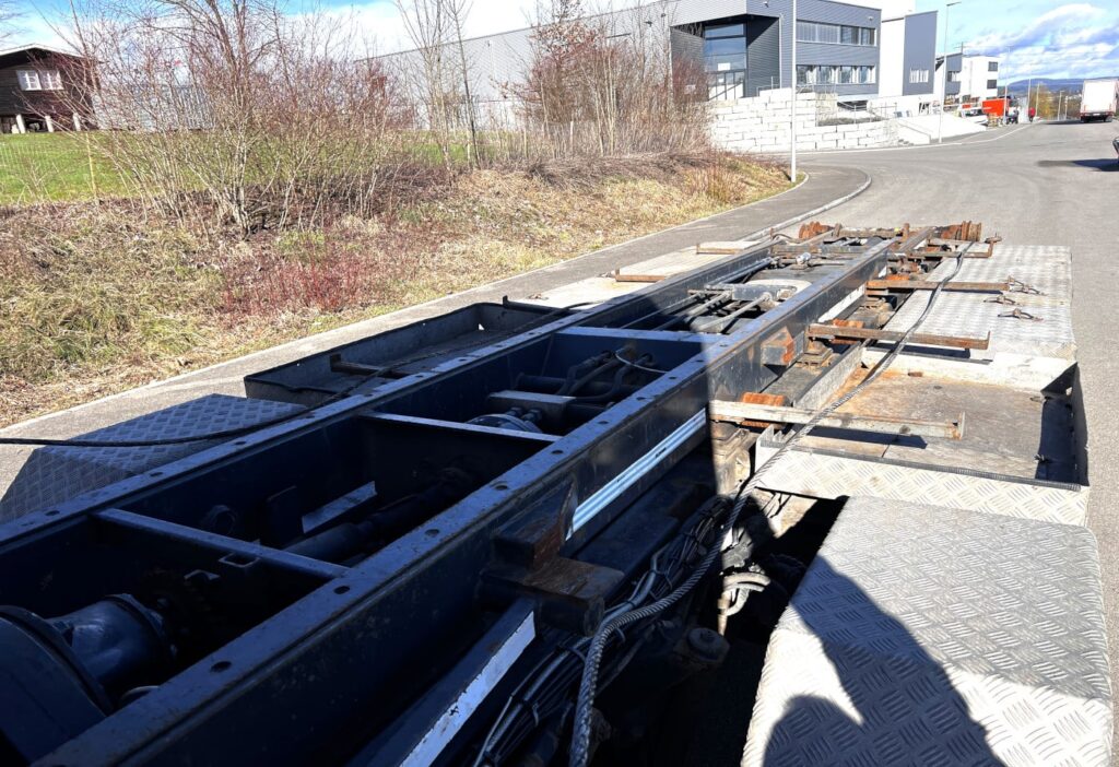 (D) 2013 Scania R480 10x4 Kettengerät